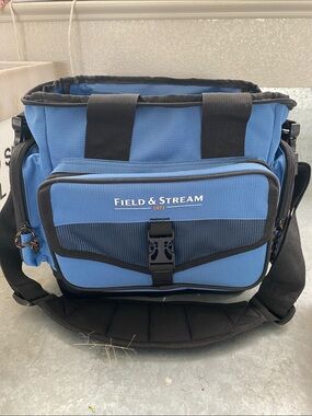 Field & Stream Blue & Black Soft bag